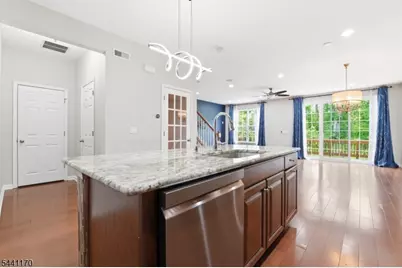 105 Pearce Ln, South Brunswick Township, NJ 08852 - Photo 10