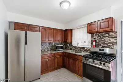 8 Van Nostrand Ave, Jersey City, NJ 07305 - Photo 10