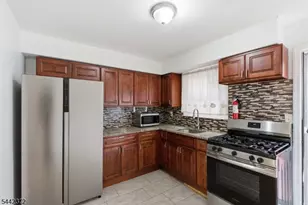8 Van Nostrand Ave, Jersey City, NJ 07305 - Photo 10