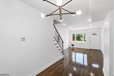 8 Van Nostrand Ave, Jersey City, NJ 07305 - Photo 4