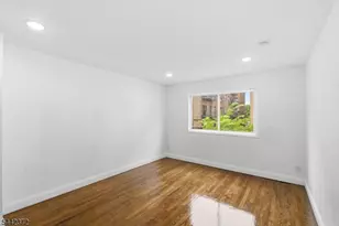 8 Van Nostrand Ave, Jersey City, NJ 07305 - Photo 18