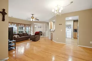 4 Steele Pl, Hillsborough Township, NJ 08844 - Photo 4
