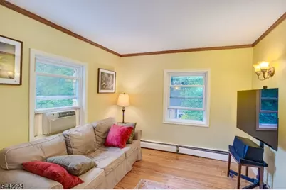 91 W Glen Rd, Denville, NJ 07834 - Photo 22