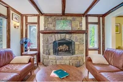 91 W Glen Rd, Denville, NJ 07834 - Photo 18
