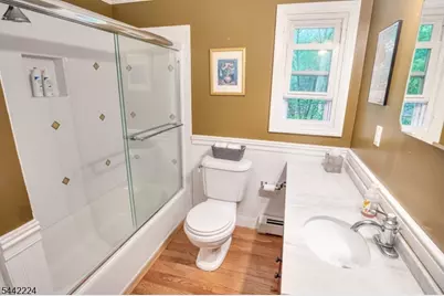91 W Glen Rd, Denville, NJ 07834 - Photo 24