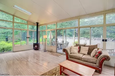91 W Glen Rd, Denville, NJ 07834 - Photo 6