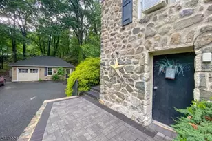 91 W Glen Rd, Denville, NJ 07834 - Photo 38