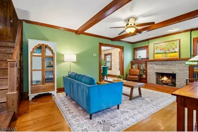 43 Woodside Ter, West Orange Township, NJ 07052 - Photo 4
