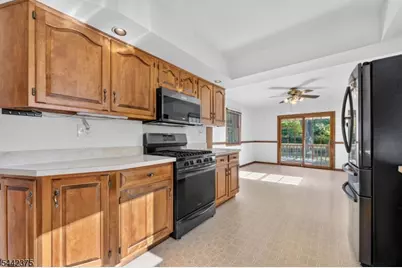 117 Madison Dr, South Plainfield, NJ 07080 - Photo 14