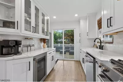 2160 Raritan Rd, Scotch Plains Township, NJ 07076 - Photo 12
