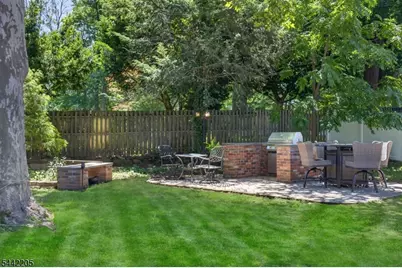 2160 Raritan Rd, Scotch Plains Township, NJ 07076 - Photo 24