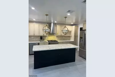 2507 Crane Pl, Union Township, NJ 07083 - Photo 1