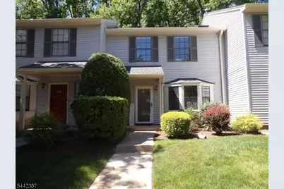 605 Timber Oaks Rd, Edison Twp., NJ 08820 - Photo 1