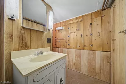 21 Downs Ave, Wharton, NJ 07885 - Photo 46