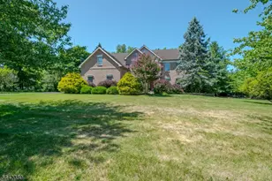 46 Westbury Ct, Montgomery Township, NJ 08558 - Photo 16