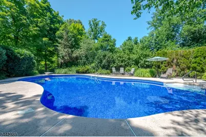 46 Westbury Ct, Montgomery Township, NJ 08558 - Photo 2