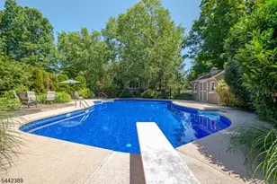 46 Westbury Ct, Montgomery Township, NJ 08558 - Photo 2