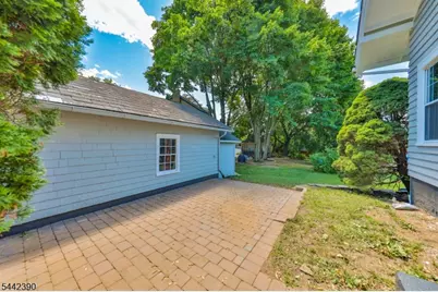 670 Belvidere Rd, Phillipsburg, NJ 08865 - Photo 10
