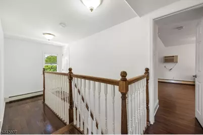 15 E Pierrepont Ave, Rutherford, NJ 07070 - Photo 30