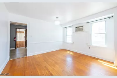 8-02 Henderson Blvd, Fair Lawn, NJ 07410 - Photo 8