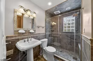 95 Pine St, Woodbridge Township, NJ 08830 - Photo 18