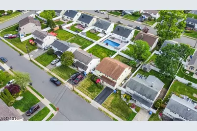 95 Pine St, Woodbridge Township, NJ 08830 - Photo 38