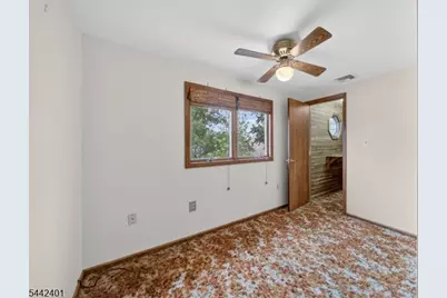 95 Pine St, Woodbridge Township, NJ 08830 - Photo 20