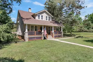 785 Chimney Rock Rd, Bridgewater, NJ 08836 - Photo 2