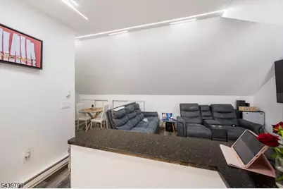 946 Emma St, Elizabeth, NJ 07201 - Photo 18