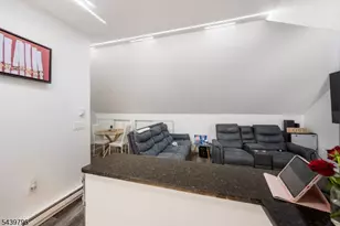 946 Emma St, Elizabeth, NJ 07201 - Photo 18