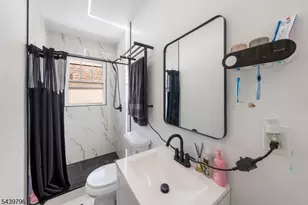946 Emma St, Elizabeth, NJ 07201 - Photo 12