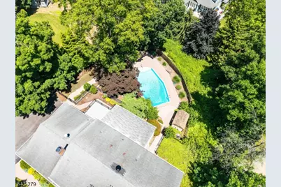 10 Rockledge Ter, Pequannock Township, NJ 07444 - Photo 32