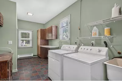 10 Rockledge Ter, Pequannock Township, NJ 07444 - Photo 14