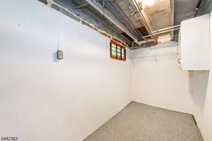 17 E Cooper St, Dover, NJ 07801 - Photo 36