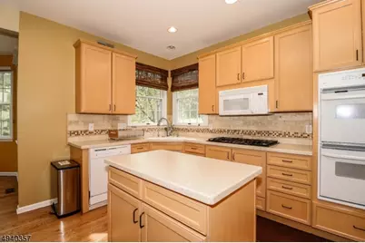 37 Dickinson Road, Bernards Township, NJ 07920 - Photo 8