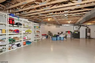 72 Birch Ln, Wayne Twp., NJ 07470 - Photo 32