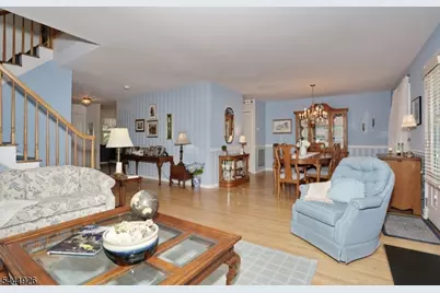 72 Birch Ln, Wayne Twp., NJ 07470 - Photo 8