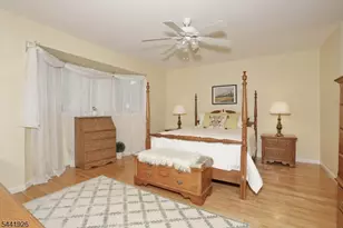 72 Birch Ln, Wayne Twp., NJ 07470 - Photo 22