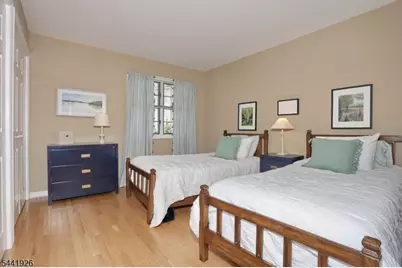 72 Birch Ln, Wayne Twp., NJ 07470 - Photo 28