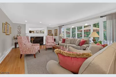 653 Foothill Rd, Bridgewater, NJ 08807 - Photo 10