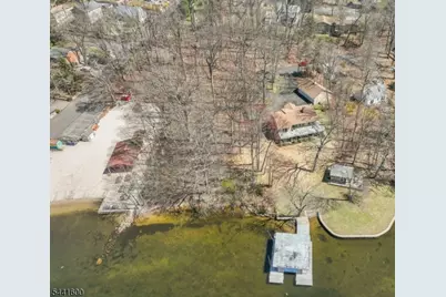 4 Maine St, Jefferson Township, NJ 07849 - Photo 2