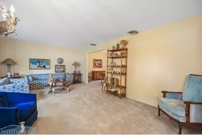 19 Bear Brook Ln, Livingston, NJ 07039 - Photo 6