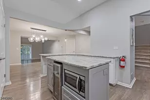 24 Village Dr, Montville Township, NJ 07045 - Photo 10