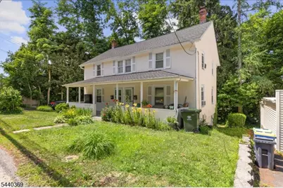 31 Center St, Bernardsville, NJ 07924 - Photo 2