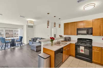 400 E Front St #415, Plainfield, NJ 07060 - Photo 8