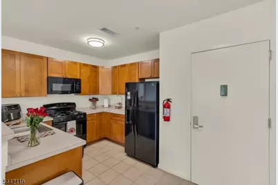 400 E Front St #415, Plainfield, NJ 07060 - Photo 10