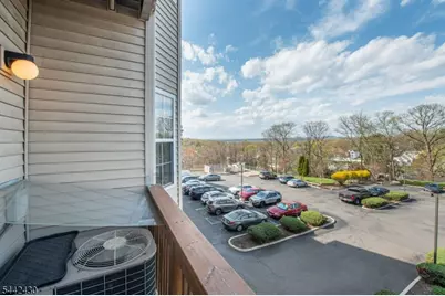 375 Rifle Camp Rd #202, Woodland Park, NJ 07424 - Photo 2