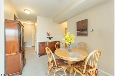 375 Rifle Camp Rd #202, Woodland Park, NJ 07424 - Photo 10