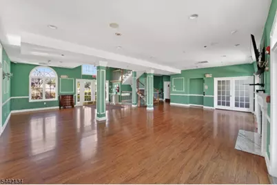 215 Barringer Dr #215, Nutley, NJ 07110 - Photo 30