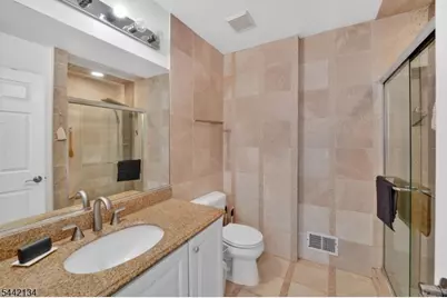 215 Barringer Dr #215, Nutley, NJ 07110 - Photo 22